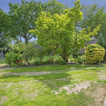 Charming Villa In Lemele With A Nice Garden Extérieur photo