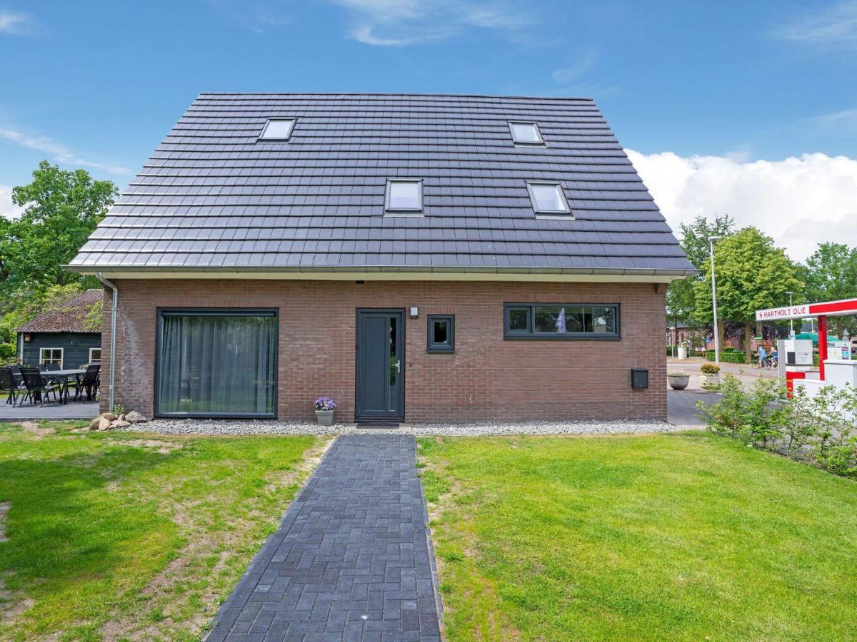 Charming Villa In Lemele With A Nice Garden Extérieur photo